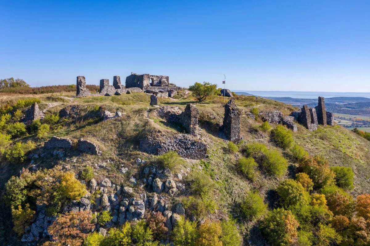 A Balaton-felvidék kihagyhatatlan látnivalói - Csobánc vára