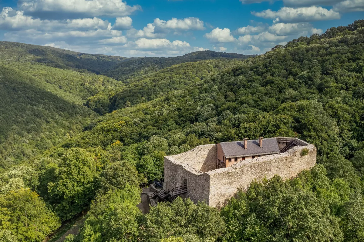 Várak és várromok Magyarországon - Máré-vár, Magyaregregy