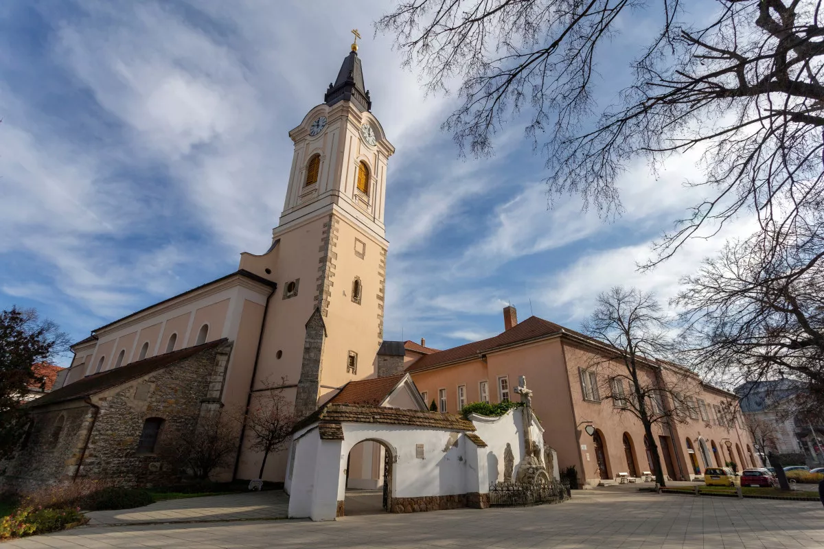 Összegyűjtöttük Kecskemét legizgalmasabb látnivalóit - Szent Miklós-templom