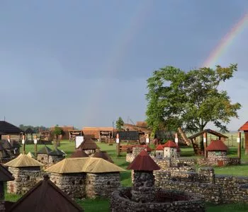 Négyszeres Guiness Recorder a dinnyési Várpark és Skanzen - beszélgetés Alekszi Zoltánnal