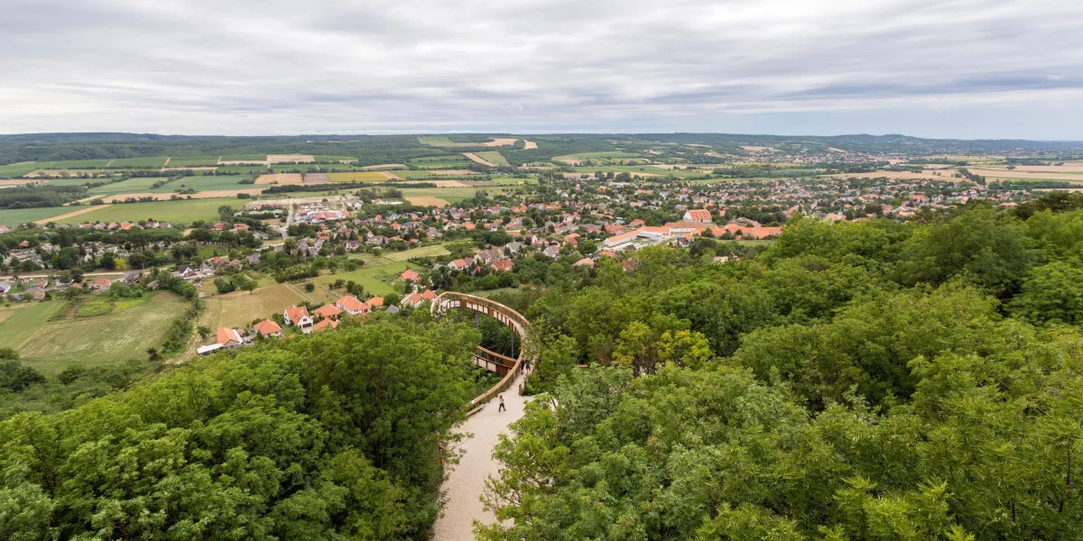 Pannonhalma látnivalók - Lombkorona tanösvény