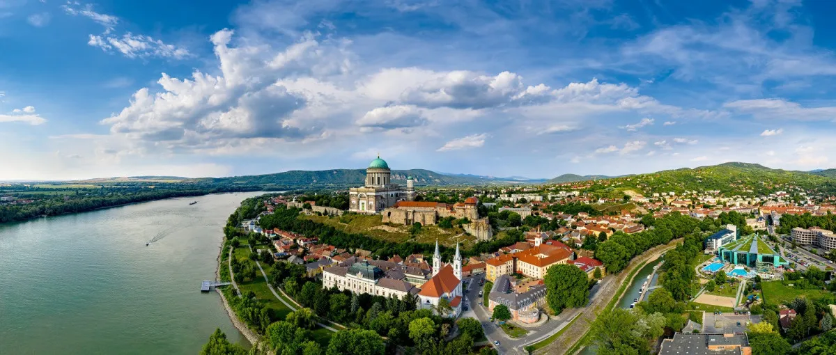 10 belföldi város a tökéletes hétvégéhez - Esztergom