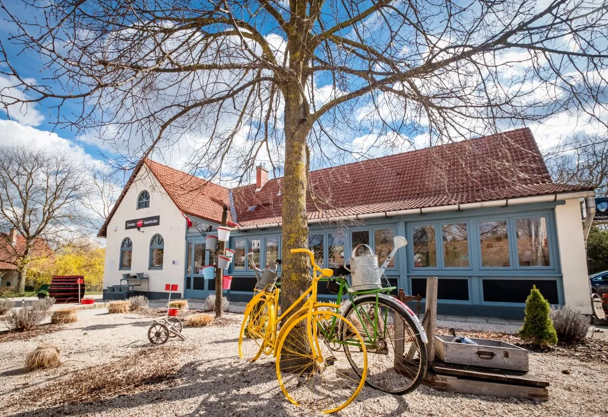 Kihagyhatatlan éttermek a Balaton-felvidéken - Fotó: Zománc Bisztrócska (Vászoly)