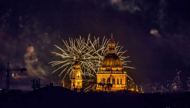 Augusztus 20-i tűzijátéknéző program a Continental Hotel tetőkertjén