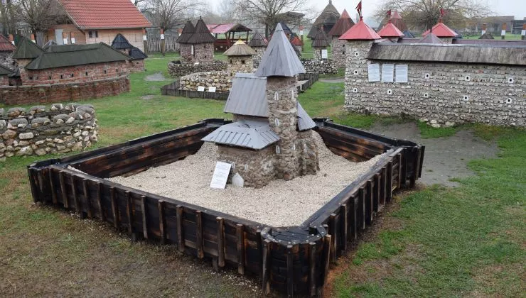 Várpark és Skanzen, Dinnyés