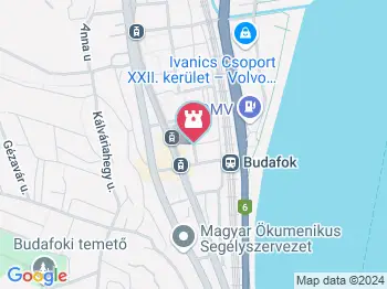 Lány galambbal Budapest a térképen