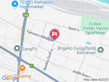 Hét Vezér Apartmanhotel Komárom a térképen