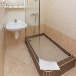 Bagolyvár Inárcs Inárcs - Szobák