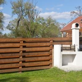 Irota EcoLodge Irota - Medence/kert