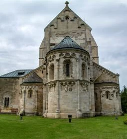 Jáki Szent György Apátsági Templom