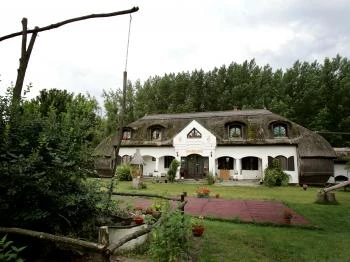 Gedeon Tanya Panzió étterme Jakabszállás