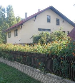 Erdőalja Vendégház