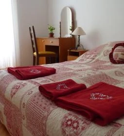 Kastélyszálló Szarkavár