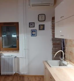 Adél Apartman