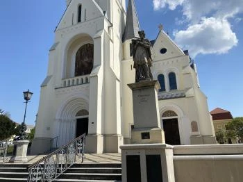 Nepomuki Szent János szobra Kaposvár