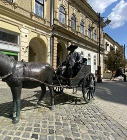 Rippl-Rónai József szamárfogatos szobra