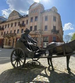 Rippl-Rónai József szamárfogatos szobra