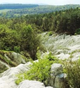 Kazári riolittufák