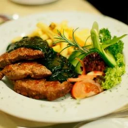 Hotel BorsodChem Kazincbarcika - Vendéglátás