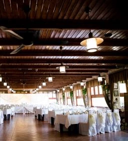 Fekete Gólya Vendéglő