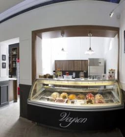 Veyron Kávézó & Cukrászda