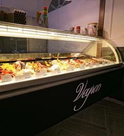 Veyron Kávézó & Cukrászda