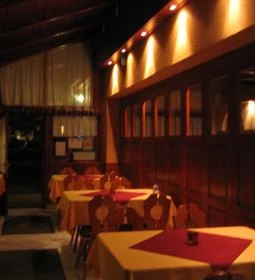 Vén Diófa Étterem és Rendezvényház