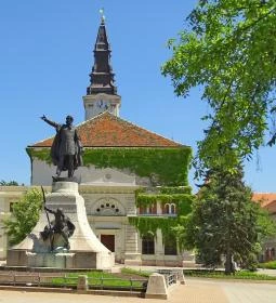 12. legjobb látnivaló: Kossuth Lajos szobra