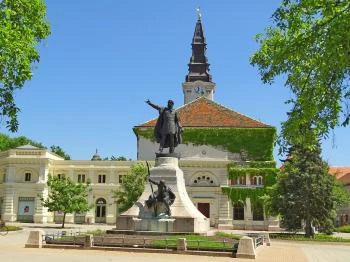 Kossuth Lajos szobra Kecskemét