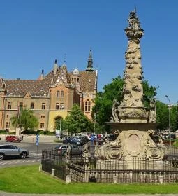 22. legjobb látnivaló: Szentháromság-szobor