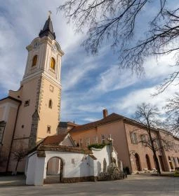 3. legjobb látnivaló: Szent Miklós-templom