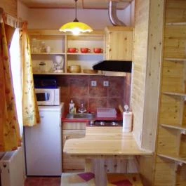 Barátságos Faházak Kehidakustány - Szobák