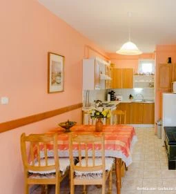 Barbara Apartmanház