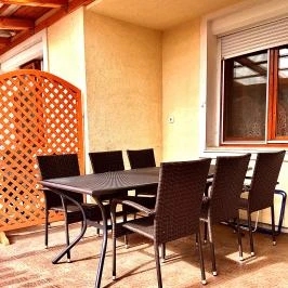 Barbara Apartmanház Kehidakustány - Medence/kert