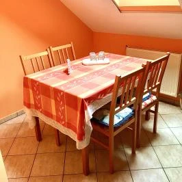 Barbara Apartmanház Kehidakustány - Vendéglátás