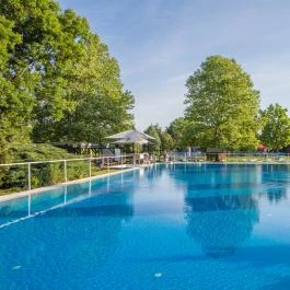 Kehida Termál Hotel Kehidakustány - Medence/kert