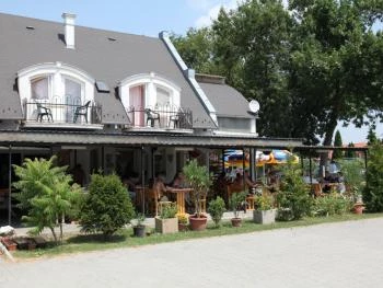 Mari Néni Fogadója Kehidakustány