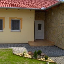 Petra Apartmanház Kehidakustány - Szobák