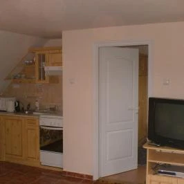 Tuboly Vendégház Kehidakustány - Vendéglátás