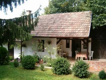 Kemence Patak Vendégház Kemence