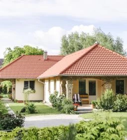 Apartmanház Toldi 68