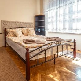 Belvárosi Zongorás Apartman Keszthely - Szobák