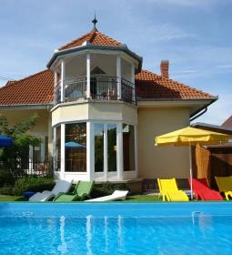 Admiral Family Resort