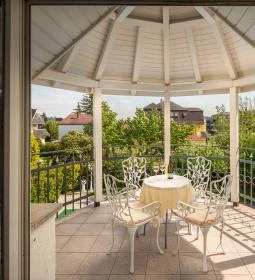 Admiral Family Resort