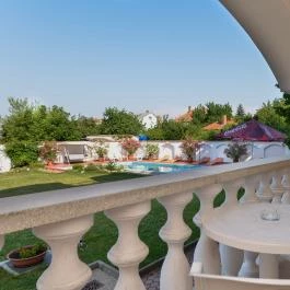 Hotel Kakadu Keszthely - Medence/kert