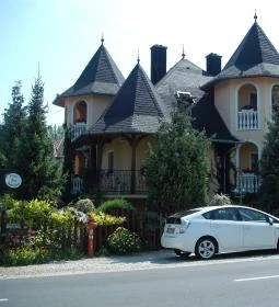 Ilona Kis Kastély Panzió