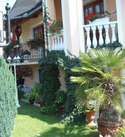 Ilona Kis Kastély Panzió