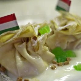 Monarchia Vendégház Keszthely Keszthely - Vendéglátás