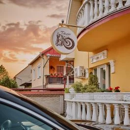 Tokajer Wellness Panzió Keszthely - Külső kép