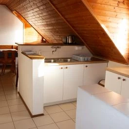 Tücsöktanya Vendégház Kétvölgy - Vendéglátás